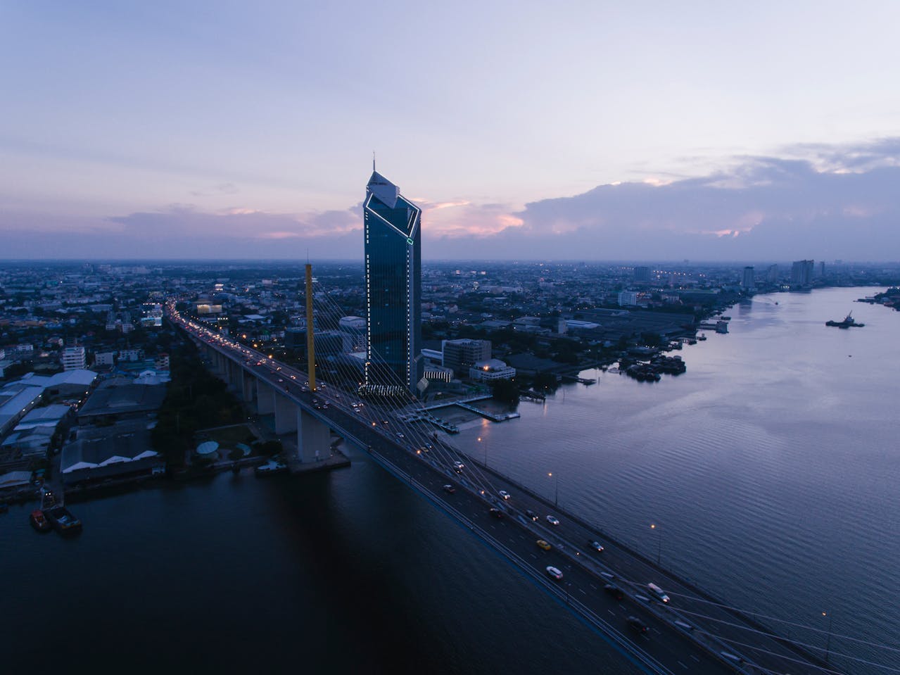 Experience Thailand’s tallest building with guided tours